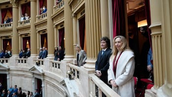 Milei recargado en el Congreso para defender a Adorni: apunta contra el periodismo y la izquierda