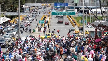 Frontera entre Colombia y Ecuador reabre este viernes tras más de dos semanas de bloqueo