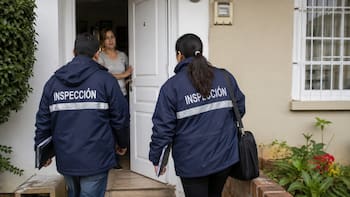 Es oficial| El Gobierno enviará funcionarios con credenciales oficiales a visitar a ciudadanos y extranjeros para verificar el cumplimiento de sus obligaciones