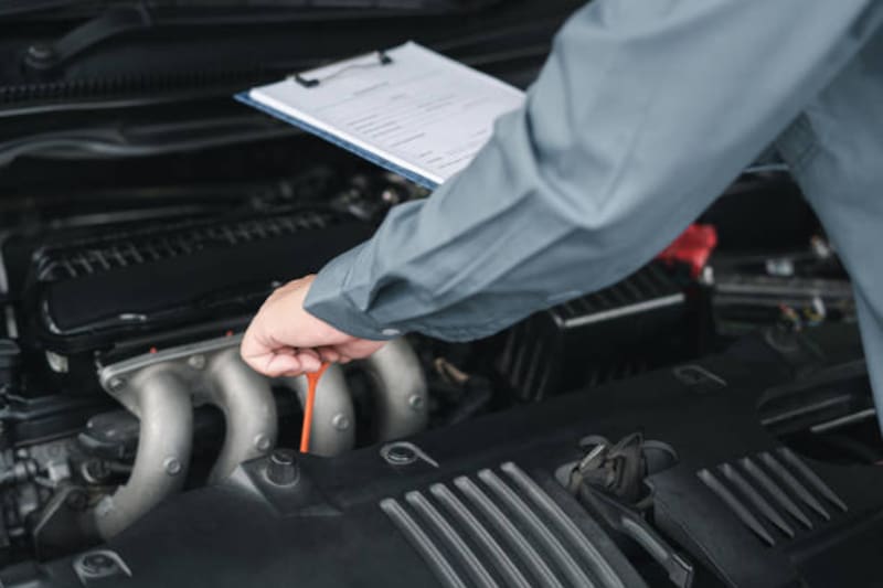 Todos los conductores deben aprobar la inspección de seguridad vehicular. Fuente: Archivo.