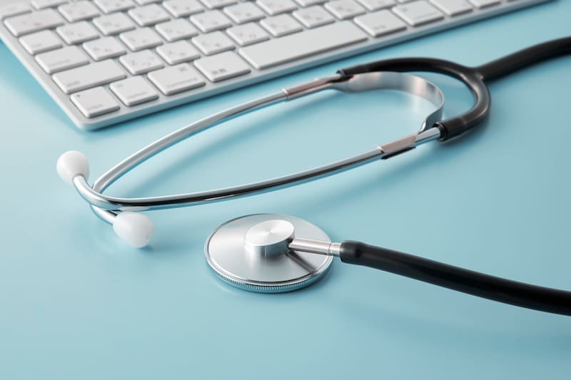 PAMI permite a sus afiliados solicitar el cambio de médico de cabecera y realizar el trámite de forma online. Fuente: Shutterstock