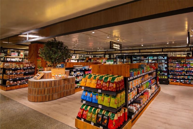 La medida incluye primeras marcas en categorías como alimentación, bebidas, droguería, higiene y perfumería.