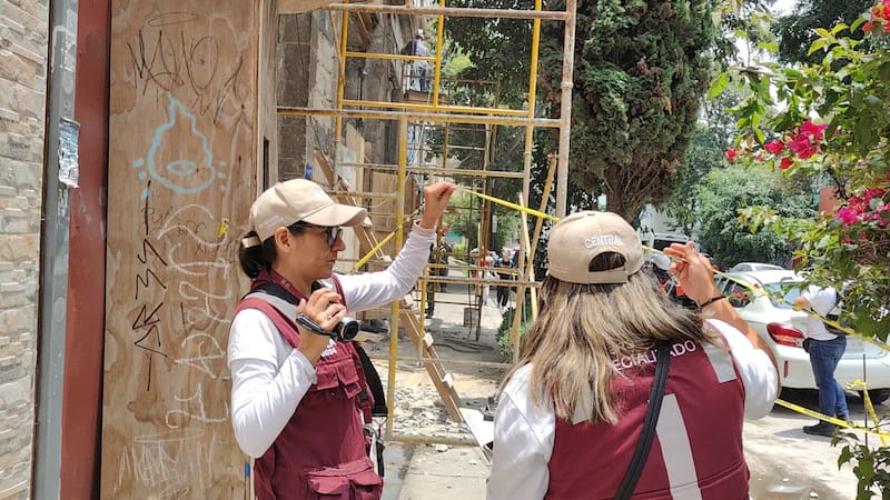 El INVEA informó que de enero a la fecha se aplicaron medidas cautelares a más de 64 construcciones que no contaban con la documentación correspondiente, tras realizar más de 400 visitas de verificación en toda la Ciudad de México.