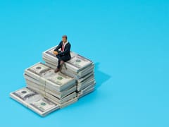 Tasas altas en EEUU, guerra y menos premio en pesos: dónde puede refugiarse un inversor conservador