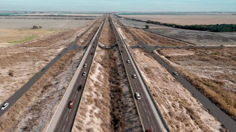 Inversión millonaria: convertirán en autopista la ruta más importante del país y ya confirmaron cuándo se inaugura
Fuente: Córdoba