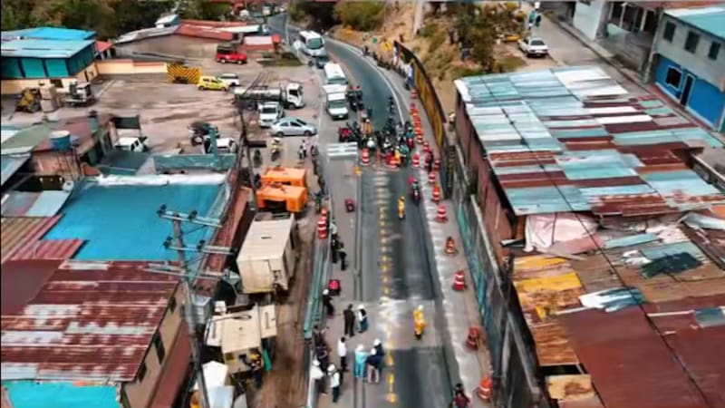Invías habilitó nuevamente el paso a dos carriles en Cajamarca tras una intervención de $2.000 millones.