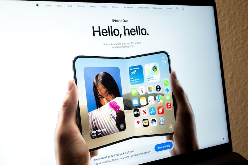 El iPhone Duo, el primer teléfono plegable de Apple, estará disponible en España a partir del viernes 23 de octubre de 2026.
