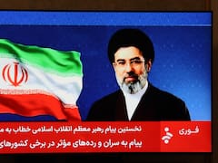 El nuevo líder supremo de Irán promete mantener cerrado el estrecho de Ormuz