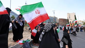 Acuerdo por el estrecho de Ormuz: Irán confirma avances para reabrirlo, pero lanza una advertencia