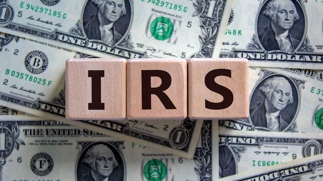 El IRS deposita hasta US$5,000 en las cuentas bancarias de las personas que presenten el Formulario 8839 y cumplan estos requisitos del reembolso