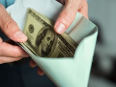 IRS Will Credit $2,000 to the Bank Accounts of Each Person Who Participates in the Child Tax Credit