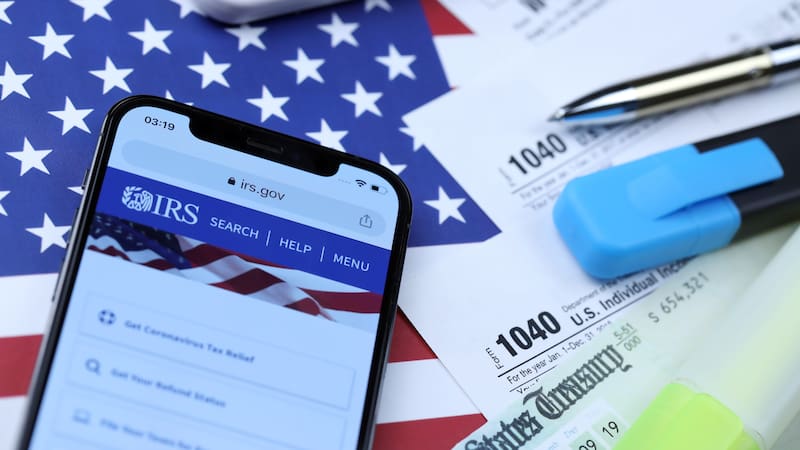 El IRS envía un aviso CP2000 cuando detecta diferencias entre los datos de una declaración de impuestos y la información reportada por terceros.