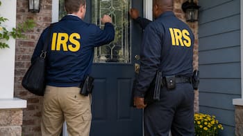 Se acerca el embargo: IRS visitará puerta por puerta a todos los ciudadanos y extranjeros que no hayan completado este trámite a tiempo