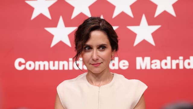 El Gobierno mueve ficha en la sanidad y Ayuso responde: “Quieren acabar con Madrid”