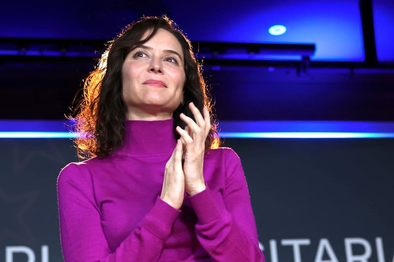 MADRID, 23/03/2026.- La presidenta de la Comunidad de Madrid y del PP regional Isabel Díaz Ayuso clausura la II Jornada Interuniversitaria de Nuevas Generaciones del PP de Madrid, este lunes en el Centro Cultural Galileo, en Madrid. EFE/Kiko Huesca