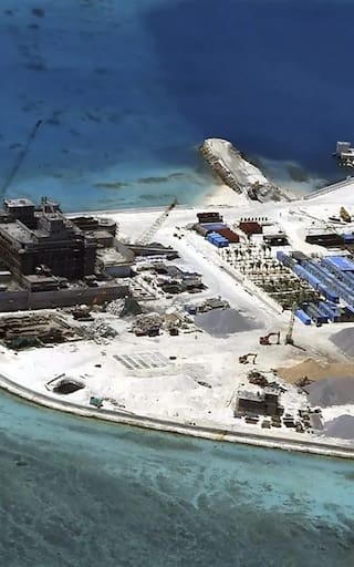 Ni Rusia, ni Estados Unidos: esta potencia movió toneladas de arena al océano para construir islas militares