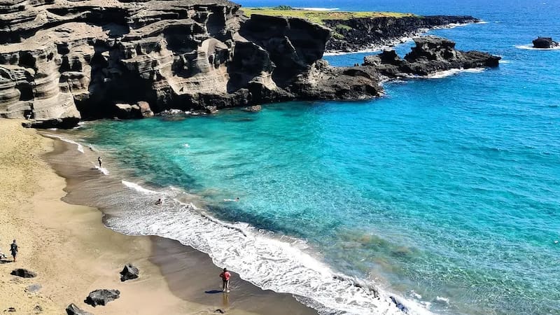Buscan voluntarios para vivir gratis en una playa soñada.