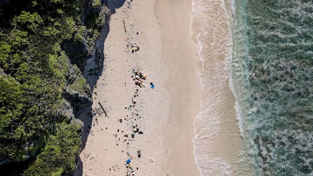 Fue declarada Patrimonio de la Humanidad y ahora es un basurero: la histórica isla europea que acumula toneladas de residuos