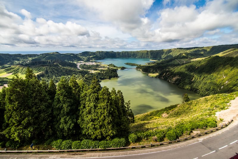 Vivir en una isla paradisíaca de Nueva Zelanda sin pagar alojamiento.