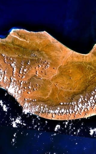 Así es la isla más rara del mundo: posee Sangre de Dragón y más de 300 especies únicas