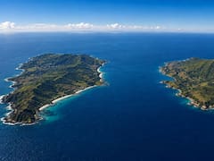 Están a cuatro kilómetros una de la otra, son dos países distintos y tienen casi un día de diferencia horaria: dónde quedan estas islas únicas