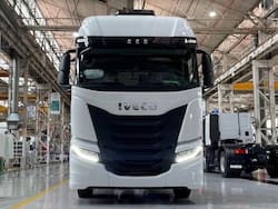 El camión más avanzado de Iveco se fabricará ahora en Argentina y apunta a exportarlo en la región