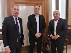 Santilli presentó su renuncia como diputado y debutó con las primeras reuniones de acuerdos