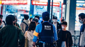 Fortunas escondidas: en un año, los japoneses devolvieron cientos de billetes extraviados en la vía pública, equivalentes a 30 millones de dólares