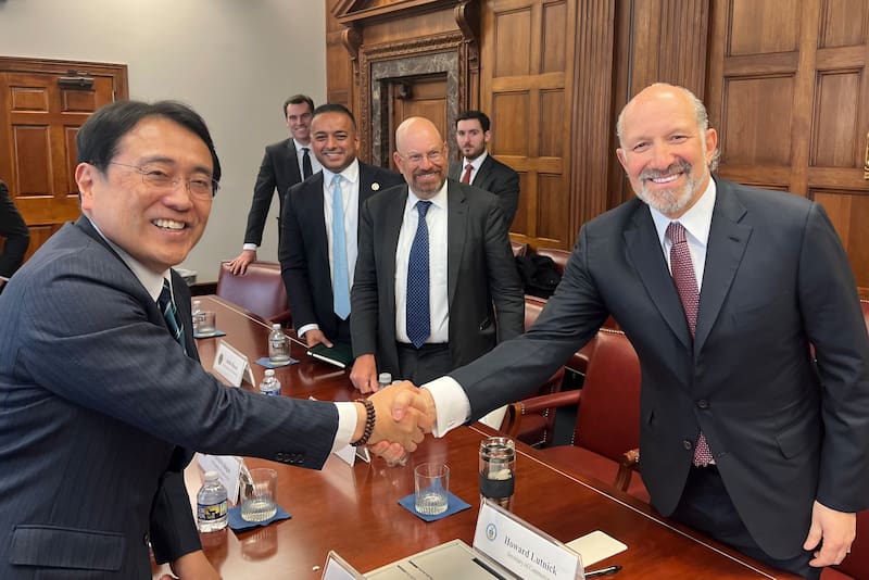 El ministro de Economía de Japón, Ryosei Akazawa, definió el acuerdo de u$s 550.000 millones negociado con el secretario de Comercio de EE.UU., Howard Lutnick, como un esquema de beneficios mutuos entre ambos países.