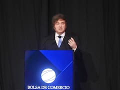 Milei habla en la Bolsa de Comercio de Buenos Aires ante empresarios
