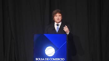 Milei habla en la Bolsa de Comercio de Buenos Aires ante empresarios
