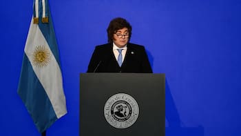 Javier Milei anunció que le bajará las retenciones a la soja, el trigo y la cebada