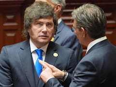 Una encuesta enciende una alerta para Milei: 57% pide un cambio, pero hay un dato que sostiene al Gobierno