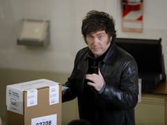 La paradoja de Milei: el pesimismo económico se profundiza, pero retiene el liderazgo en las encuestas