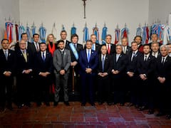 Milei reedita la foto del Pacto de Mayo: diferencias con 2024 y qué busca ahora