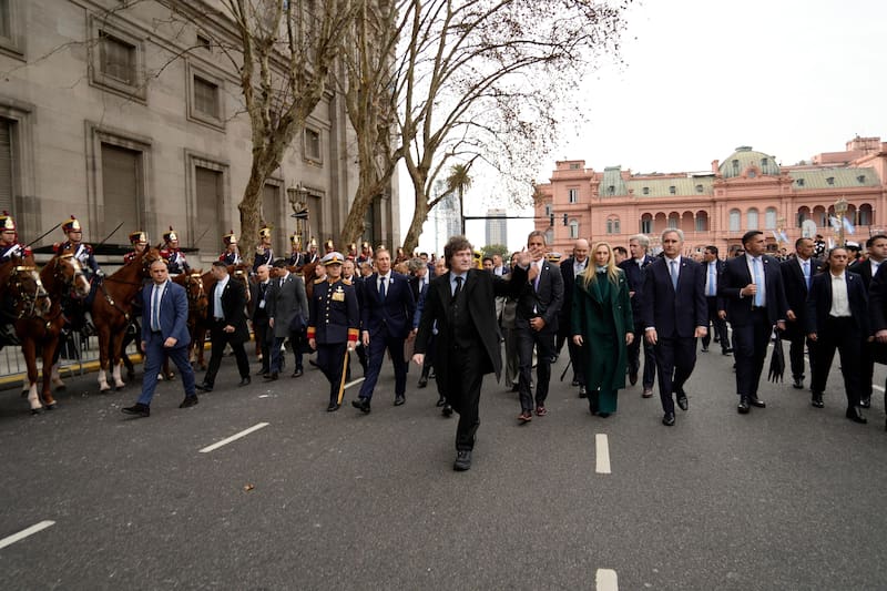 Javier Milei junto a su Gabinete en el Tedeum del 9 de Julio (Prensa Presidencia)