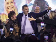 La paradoja libertaria y el impacto en sus votantes: el costo del escándalo del jefe de Gabinete