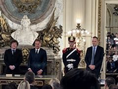 La jura de Santilli: el incómodo momento con Adorni, fastidio por Macri y apoyo de gobernadores