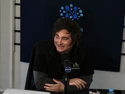 El chaleco de Allen & Co, souvenir de un lugar al que muy pocos entran y Javier Milei volverá a estar