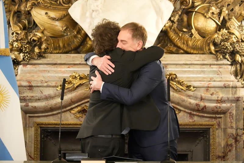 Javier Milei y Diego Santilli en su jura como jefe de Gabinete (Prensa Presidencia)