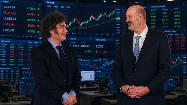 Cómo es la reforma del mercado de capitales que preparan Milei y Sturzenegger