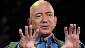 Jeff Bezos, lo confirma: “Solo hay un tipo de trabajador que nunca podrá sustituir la IA”