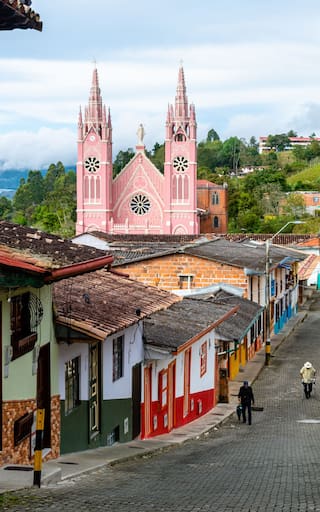 Ni Barichara ni Bogotá: viajeros descubren el pueblo con el clima más agradable del país y se sorprenden por sus paisajes coloniales