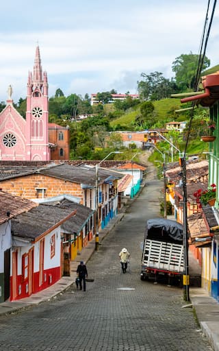 Ni Barichara ni Bogotá: turistas descubren el pueblo con el mejor clima del país y quedan impactados por sus paisajes coloniales