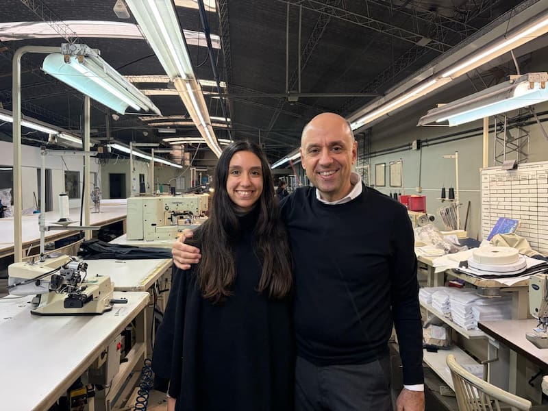 Eduardo y su hija Shirly quien está a cargo del diseño y la comunicación del nuevo proyecto