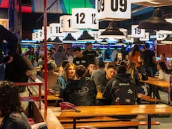 El bar de juegos más famoso suma atracciones de los 90′ en su mayor local y apunta a duplicar sedes