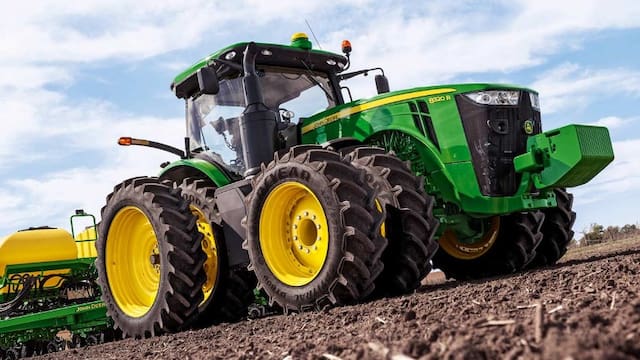 Hacienda vende un tractor John Deere de 120 CV a precio de saldo: procede de una herencia sin herederos reconocidos