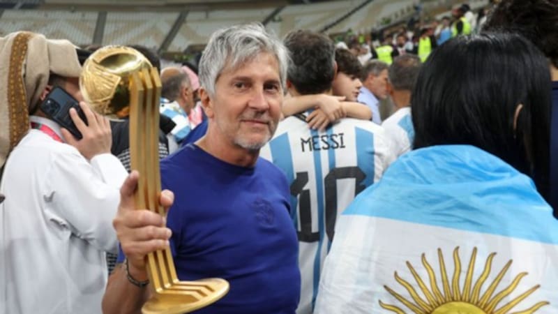 Jorge Messi durante las celebraciones del Mundial conseguido por Argentina en 2022.