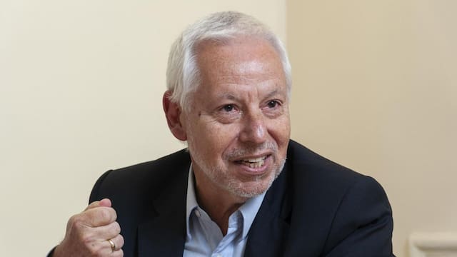 Vasconcelos dejó un veredicto sobre el futuro del dólar y la devaluación que enojó a Caputo: “No esperen que...”