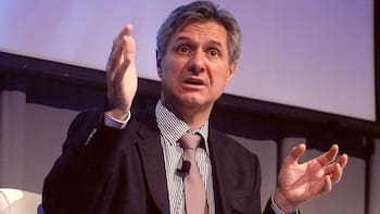 Daza en Moody’s anticipó “una avalancha de dólares”: los pasos para salir al mercado y el plan para las elecciones 2027